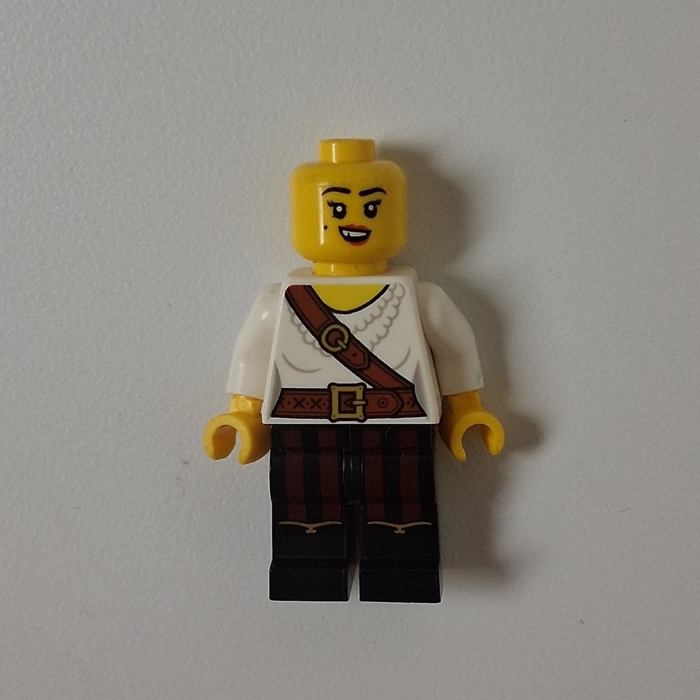LEGO Pirate Girl 71027 Minifigure Dual Face Red Stripe Pants 2020 Miniseries 20